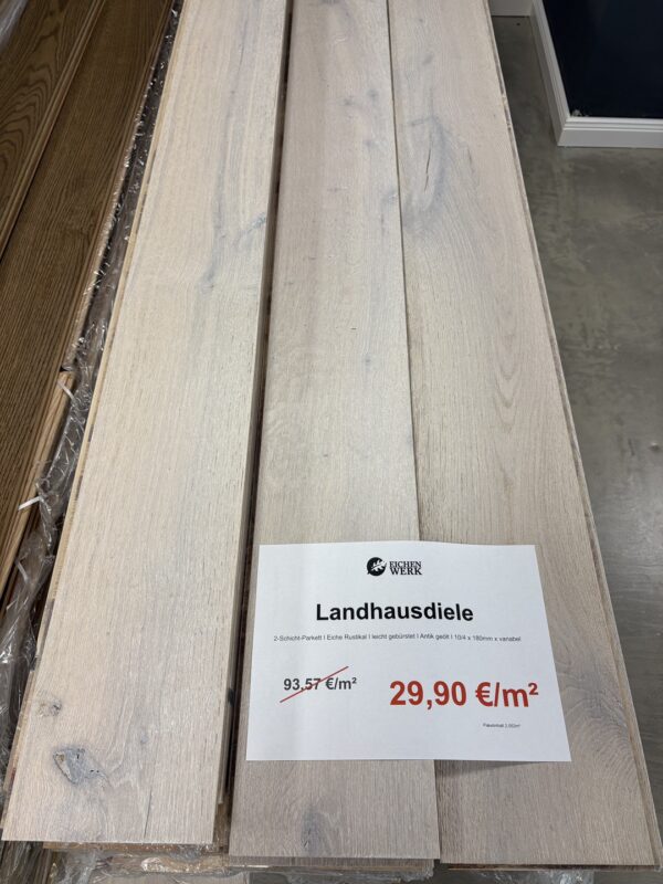 2-Schichtparkett / LHD / Eiche Rustikal / leicht gebürstet / Antik geölt