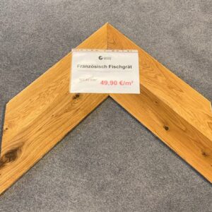 3-Schichtparkett / Fischgrät 45° / Eiche Rustikal / leicht gebürstet / Pure